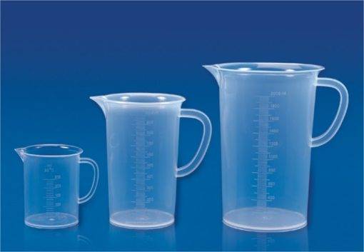 103_measuringjugs